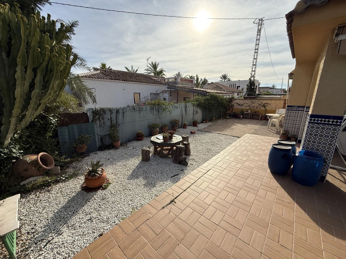 Huis te koop in Torrevieja | 6 slaapkamers H5347210