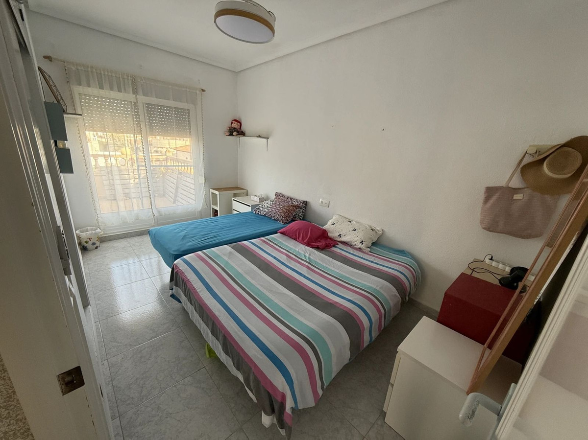 Huis te koop in Torrevieja | 6 slaapkamers H5347210
