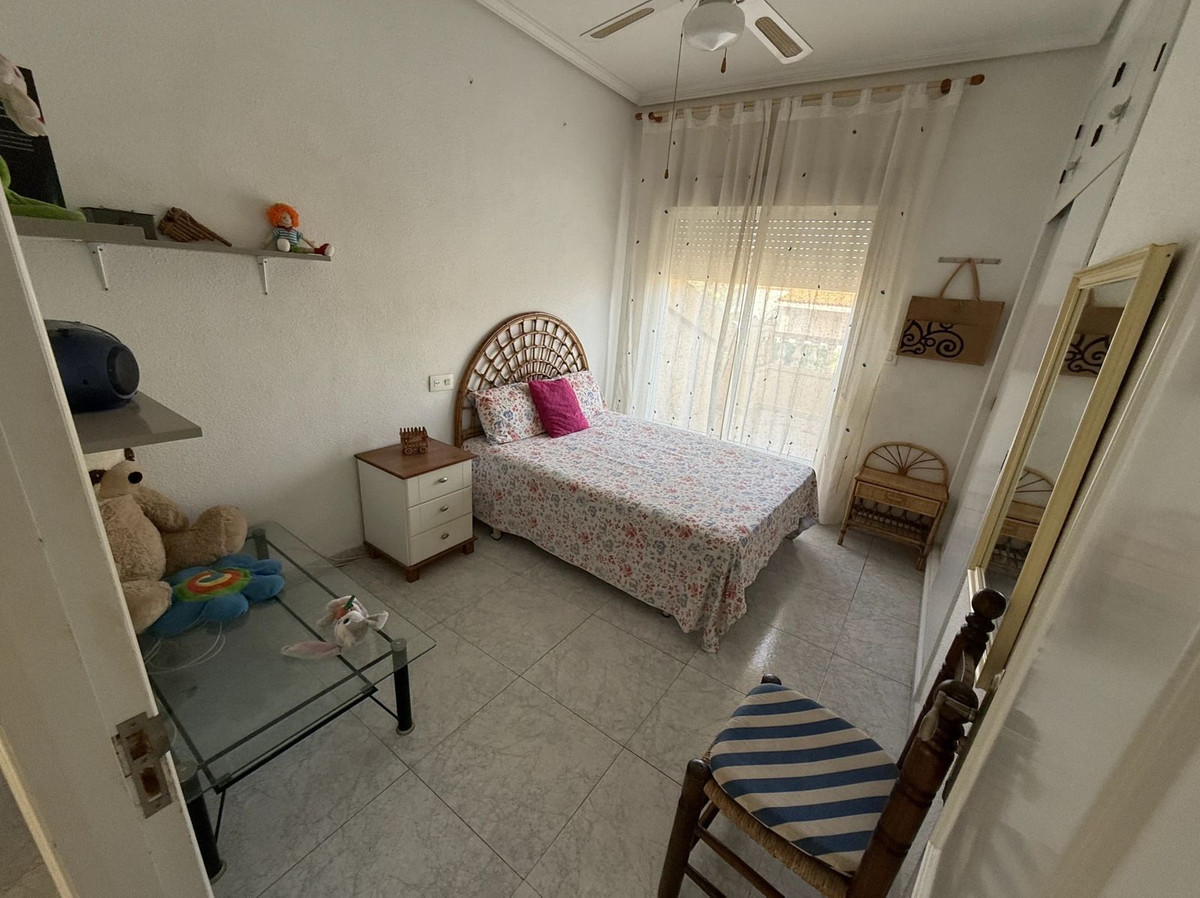 Huis te koop in Torrevieja | 6 slaapkamers H5347210