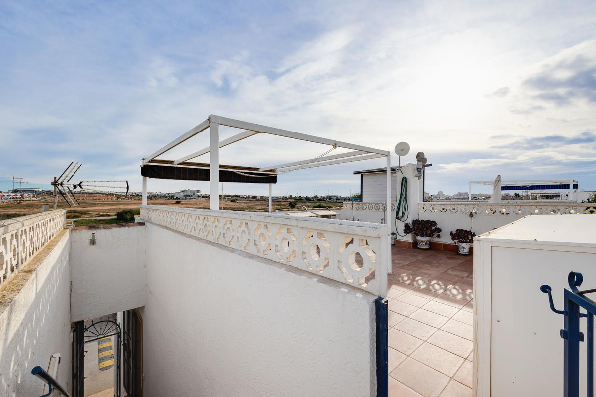 Bungalow te koop in Torrevieja | 3 slaapkamers H5354035