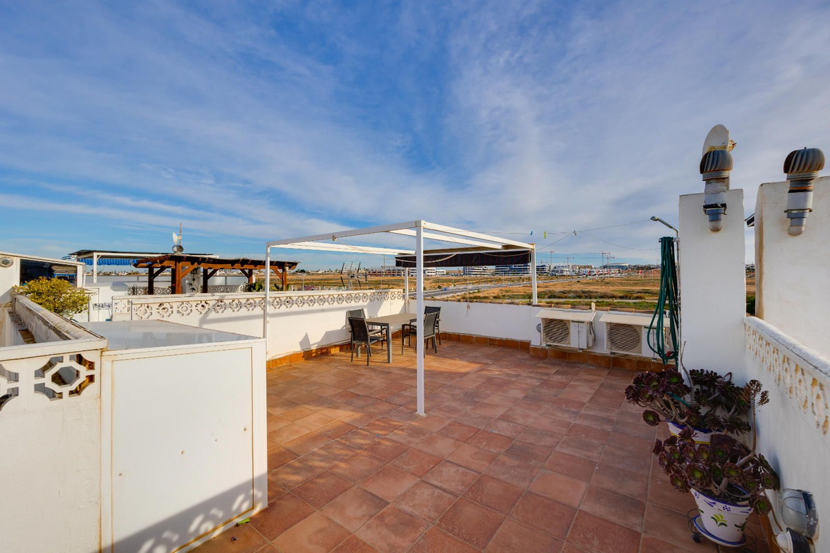 Bungalow te koop in Torrevieja | 3 slaapkamers H5354035