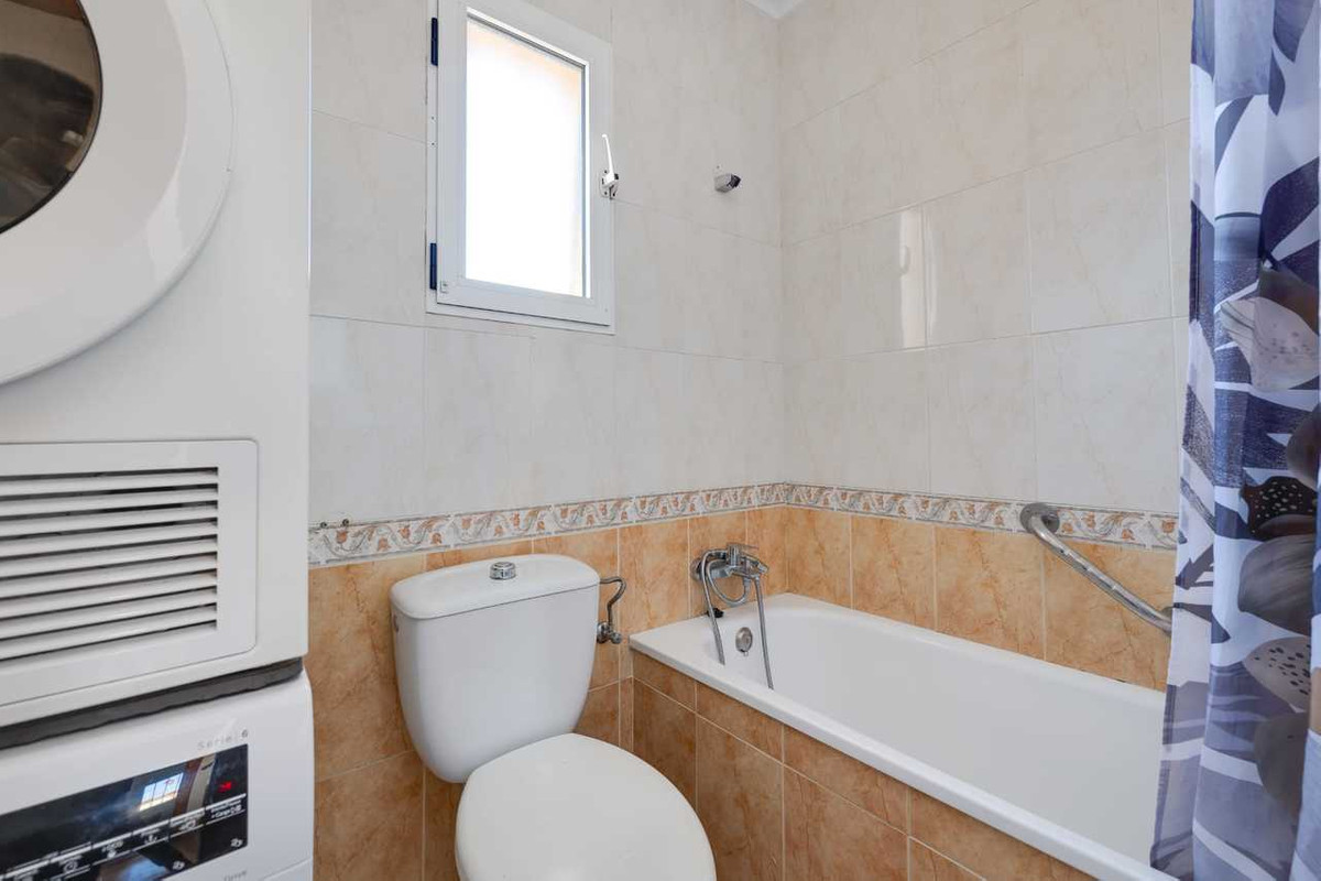 Huis te koop in Torrevieja | 3 slaapkamers H5354632