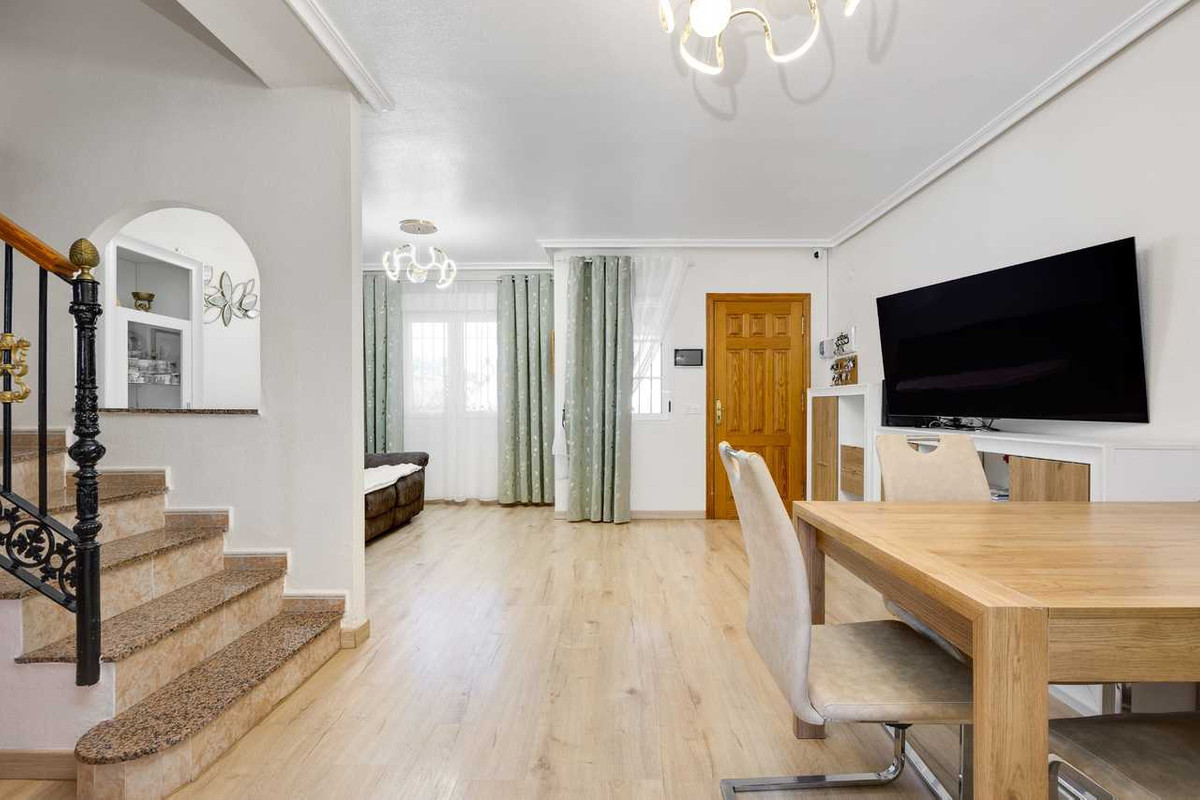 Huis te koop in Torrevieja | 3 slaapkamers H5354632