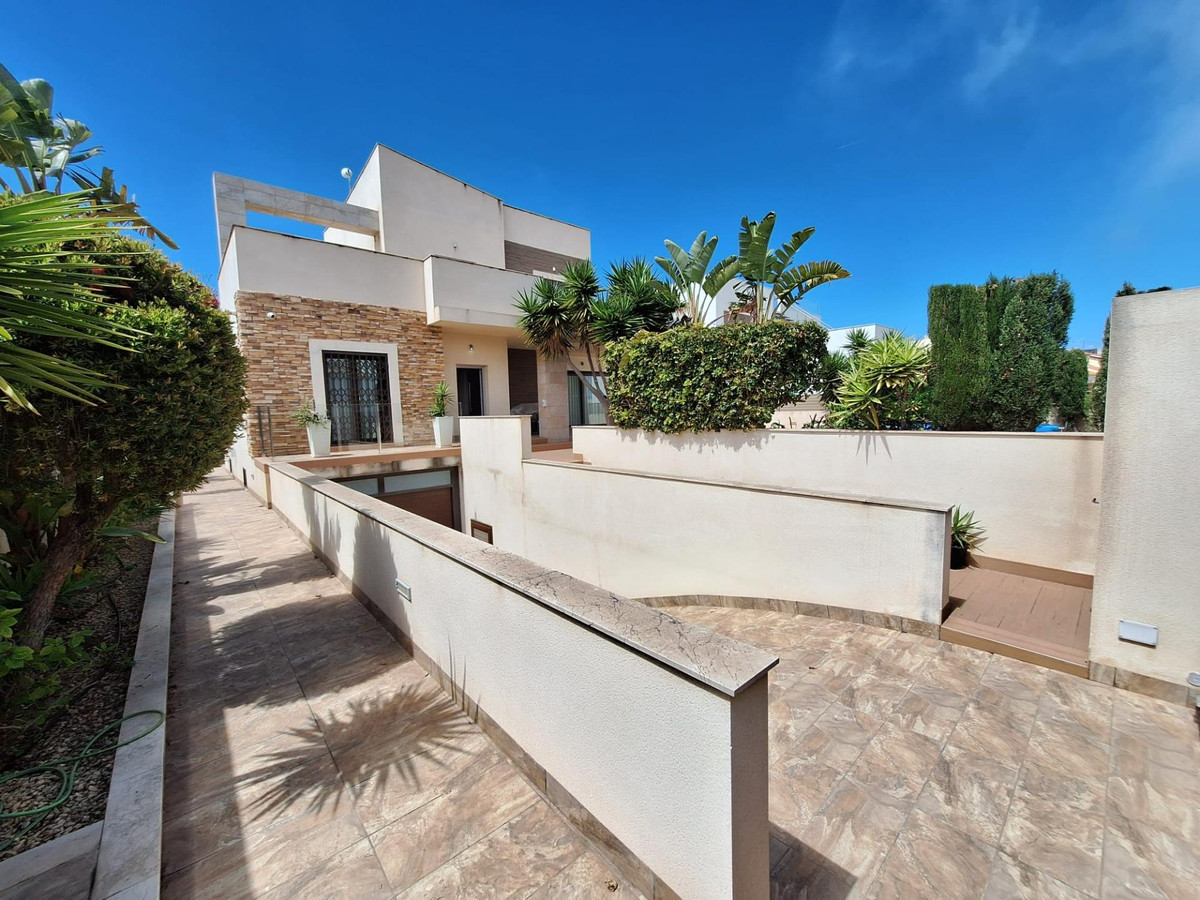 Huis te koop in Torrevieja | 2 slaapkamers H5361586