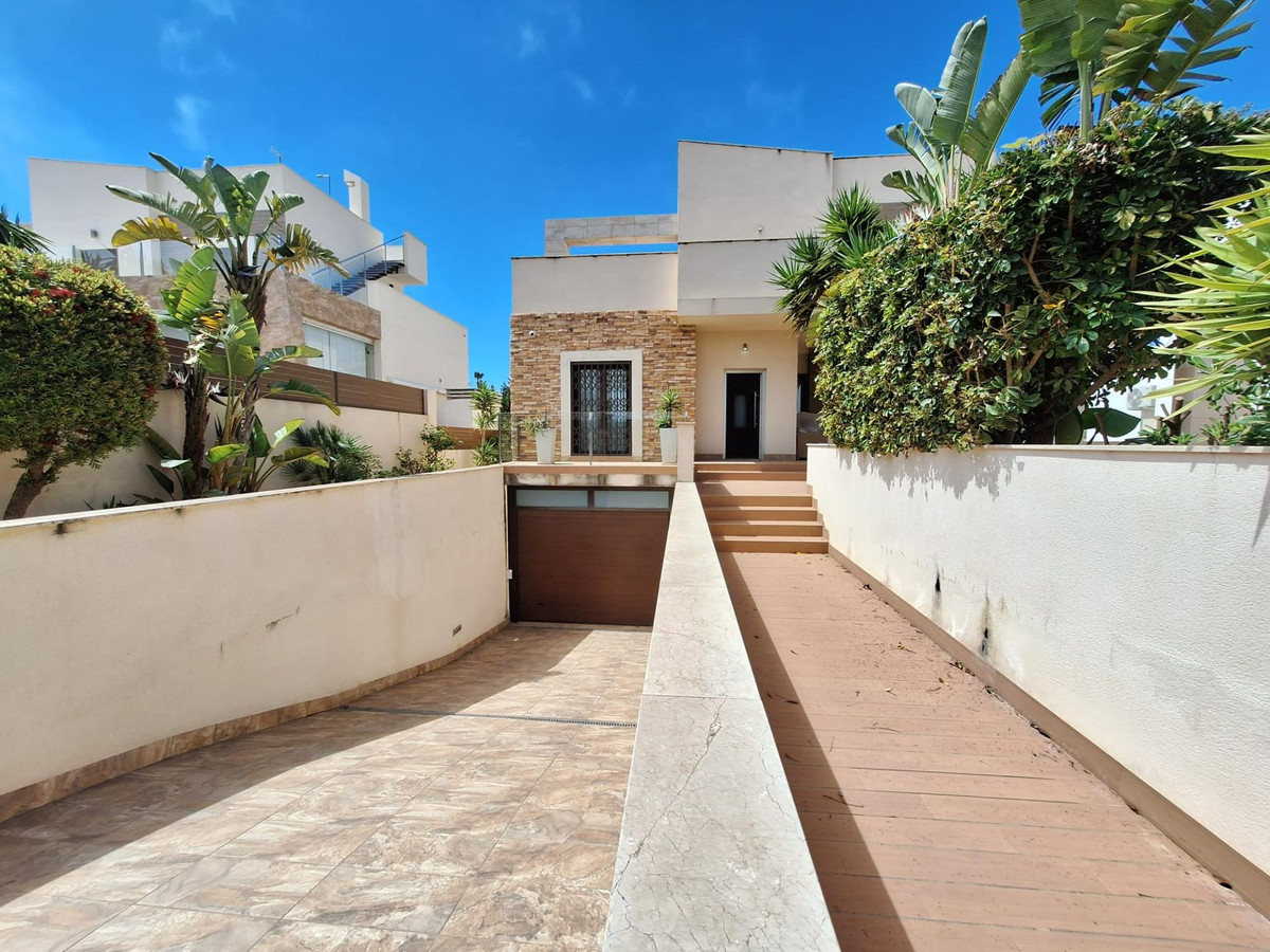 Huis te koop in Torrevieja | 2 slaapkamers H5361586