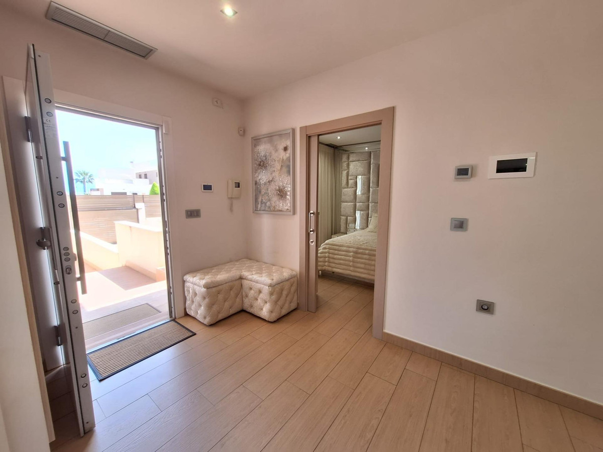 Huis te koop in Torrevieja | 2 slaapkamers H5361586