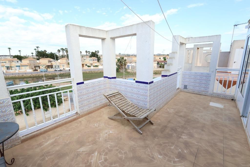 Huis te koop in Torrevieja | 3 slaapkamers H5362258