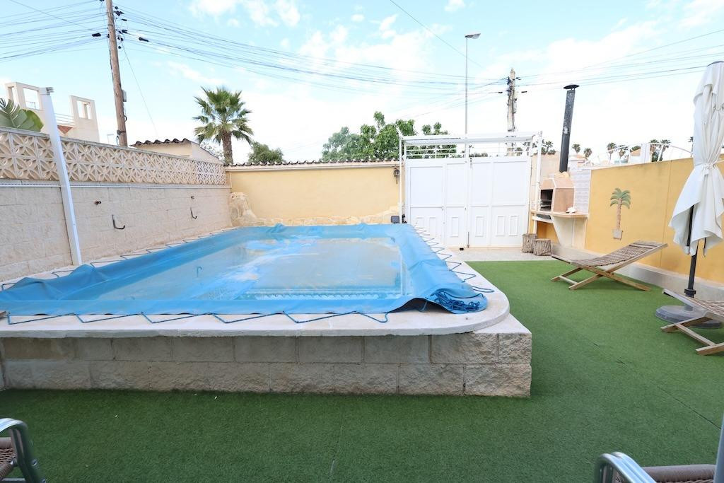 Huis te koop in Torrevieja | 3 slaapkamers H5362258
