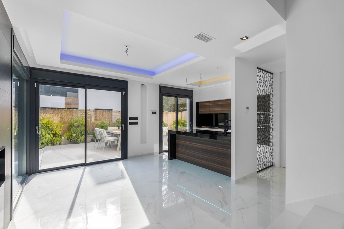 Property main view 45