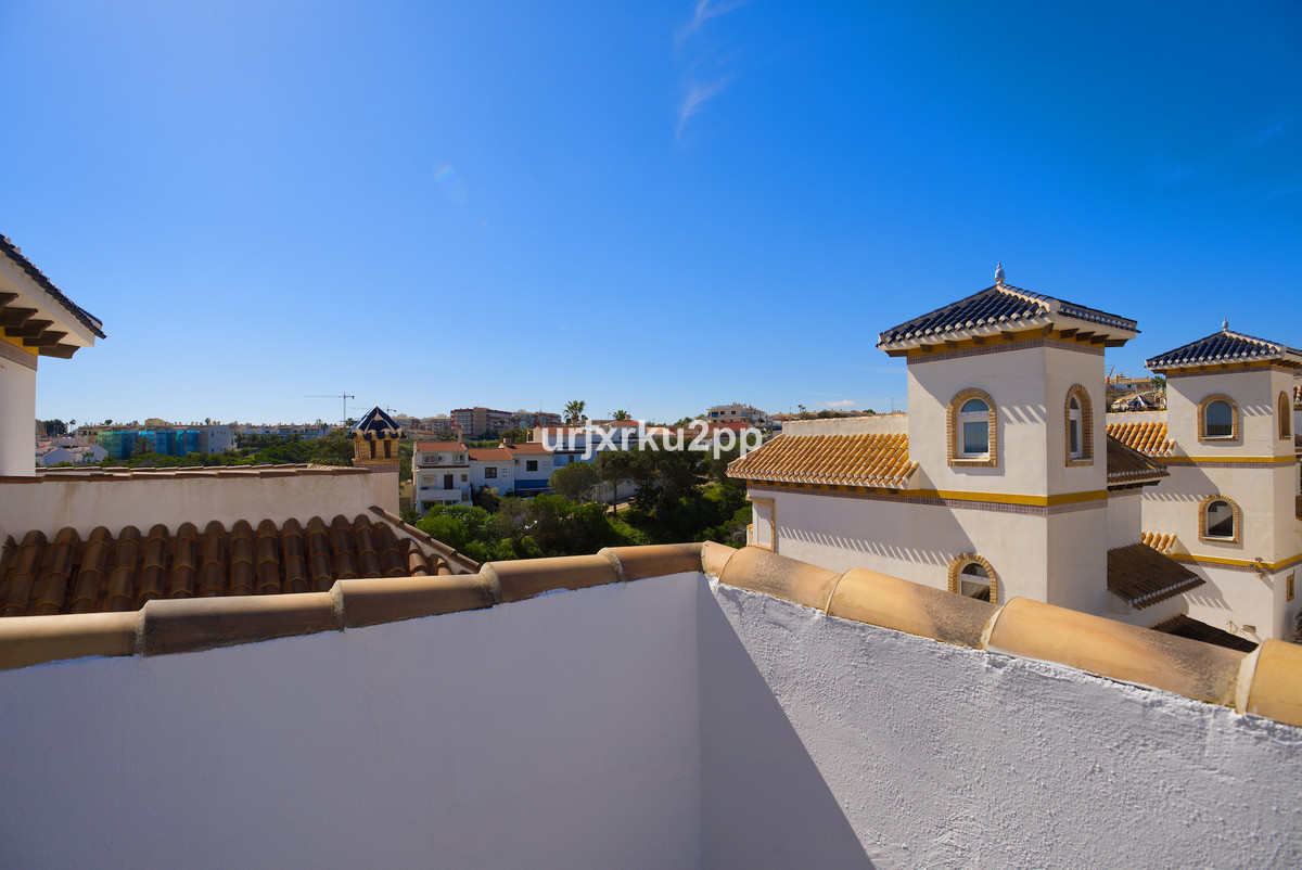 Huis te koop in Torrevieja | 3 slaapkamers H5365441