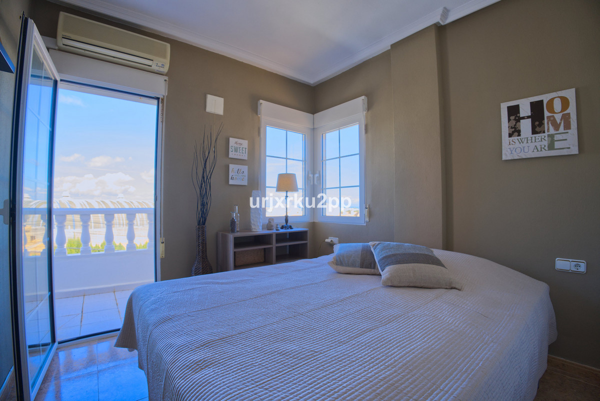 Huis te koop in Torrevieja | 3 slaapkamers H5365441