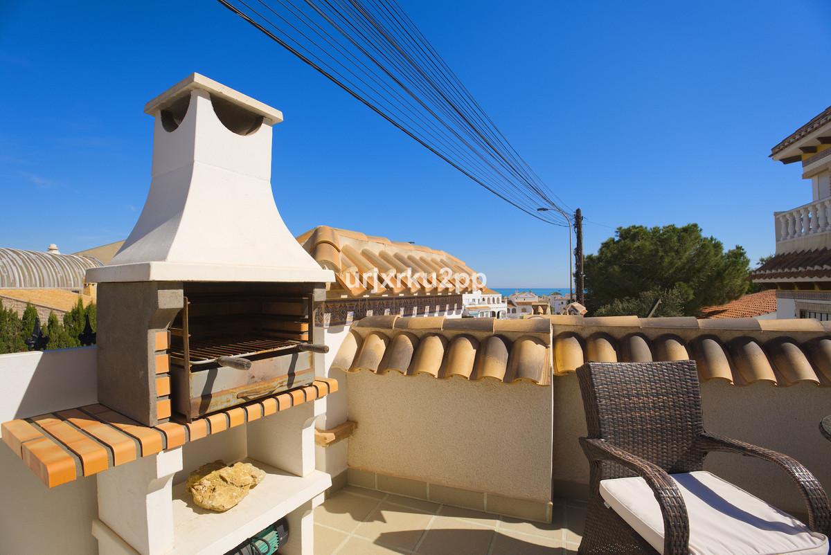 Huis te koop in Torrevieja | 3 slaapkamers H5365441