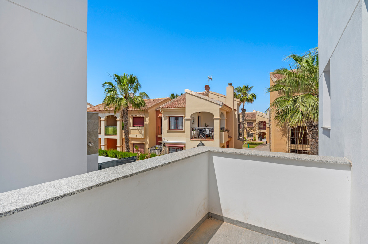 Huis te koop in Torrevieja | 3 slaapkamers H5372023