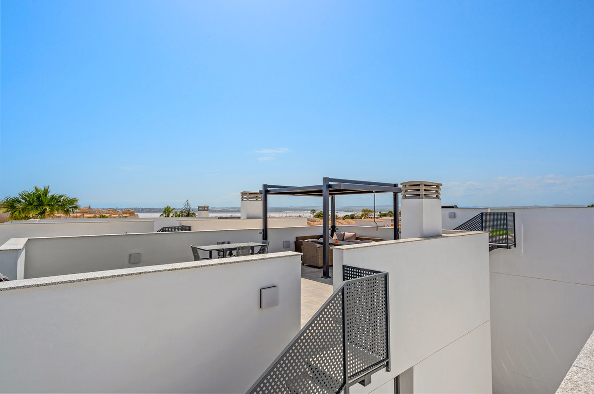 Huis te koop in Torrevieja | 3 slaapkamers H5372023