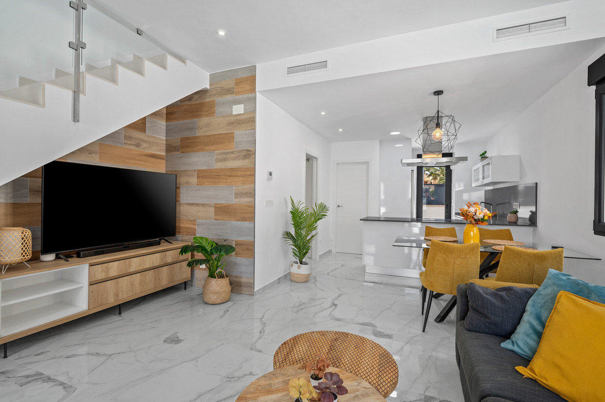 Huis te koop in Torrevieja | 3 slaapkamers H5372023