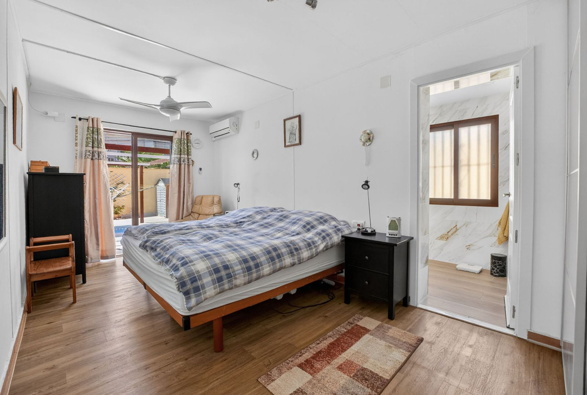 Huis te koop in Torrevieja | 3 slaapkamers H5375944