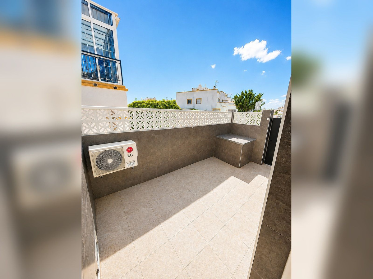 Huis te koop in Torrevieja | 3 slaapkamers H5379775