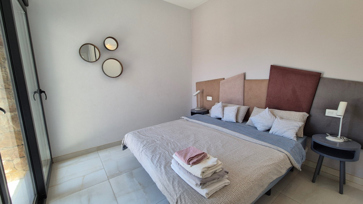 Huis te koop in Torrevieja | 4 slaapkamers H5380810