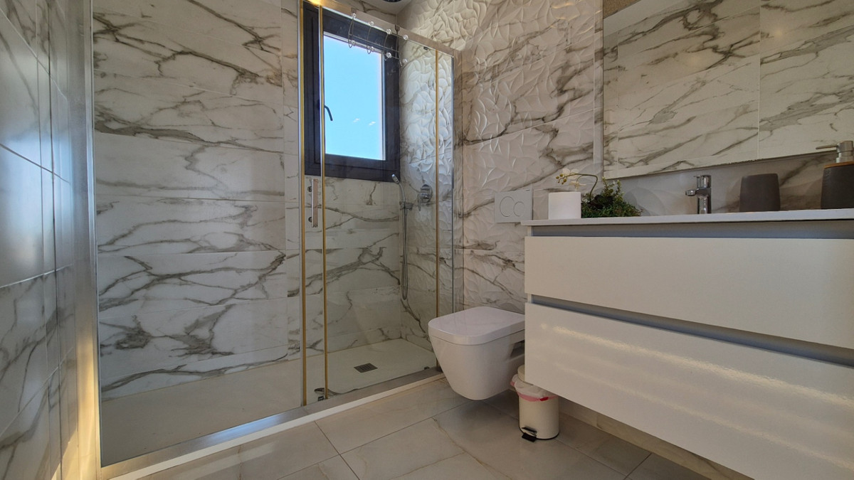 Huis te koop in Torrevieja | 4 slaapkamers H5380810
