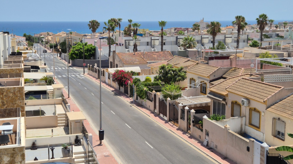 Huis te koop in Torrevieja | 4 slaapkamers H5380810