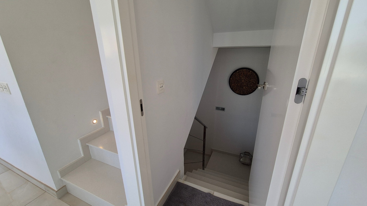 Huis te koop in Torrevieja | 4 slaapkamers H5380810