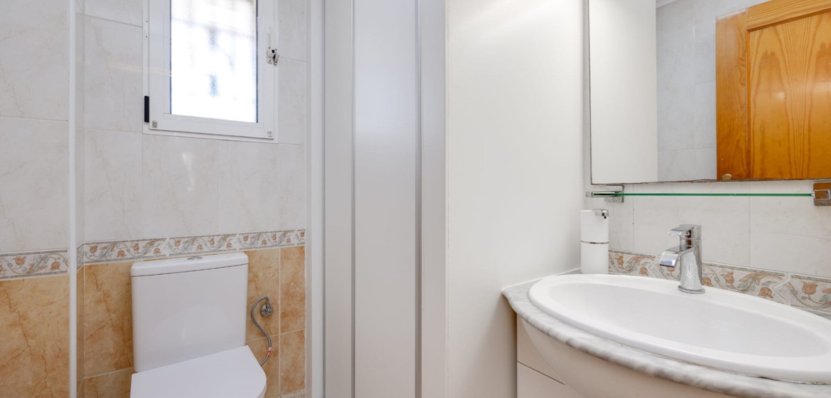 Huis te koop in Torrevieja | 3 slaapkamers H5382367
