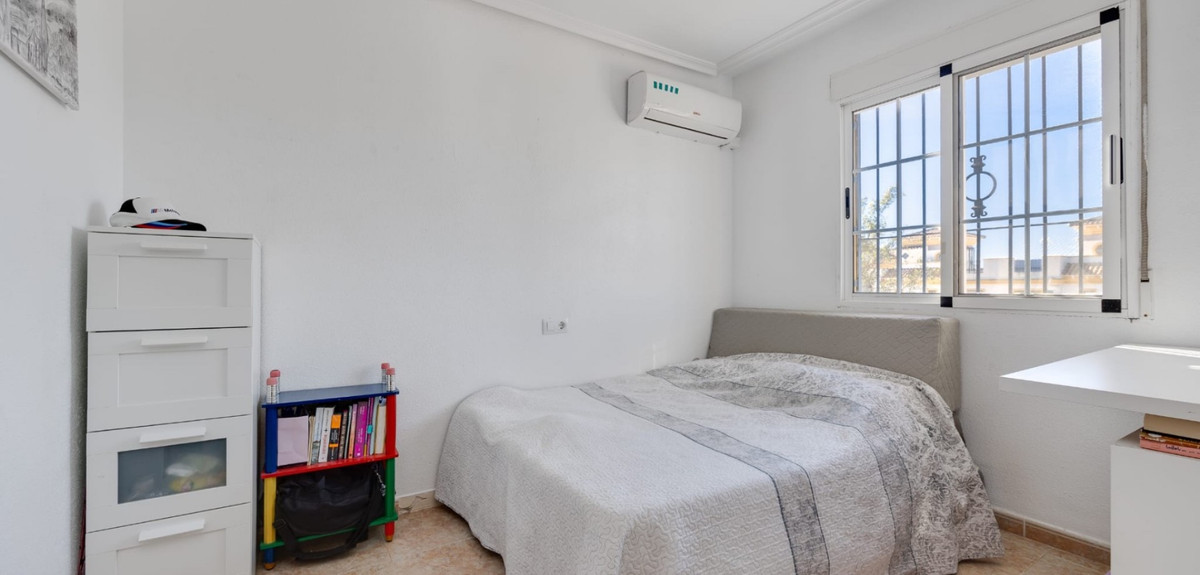Huis te koop in Torrevieja | 3 slaapkamers H5382367
