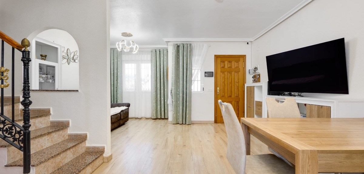 Huis te koop in Torrevieja | 3 slaapkamers H5382367
