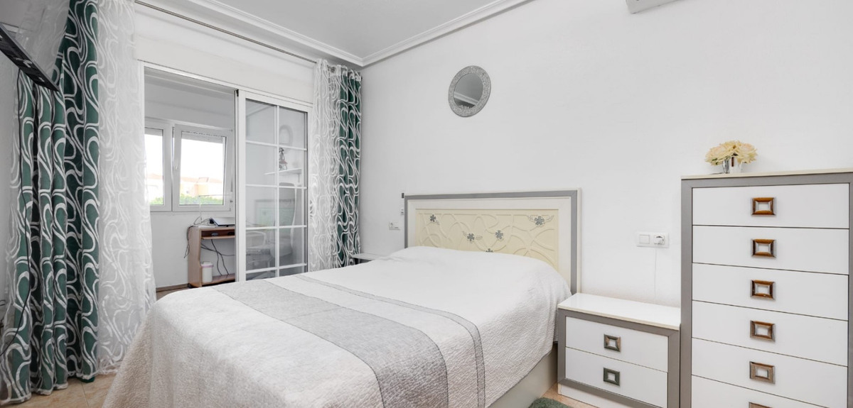 Huis te koop in Torrevieja | 3 slaapkamers H5382367
