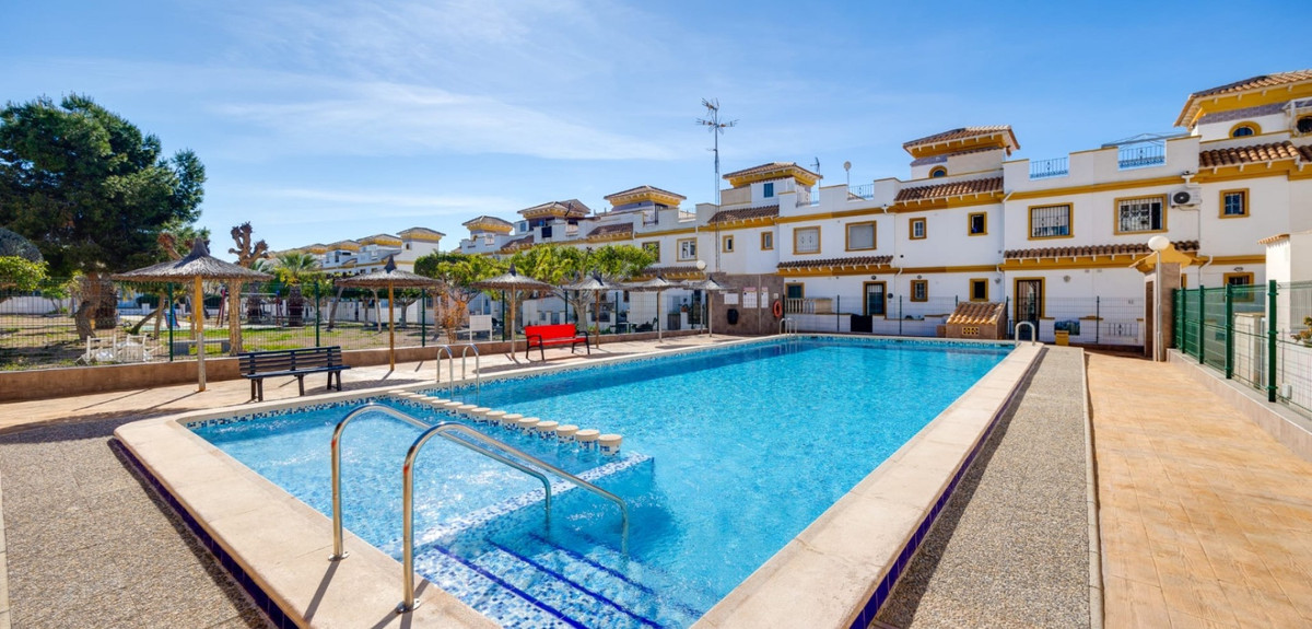 Huis te koop in Torrevieja | 3 slaapkamers H5382367