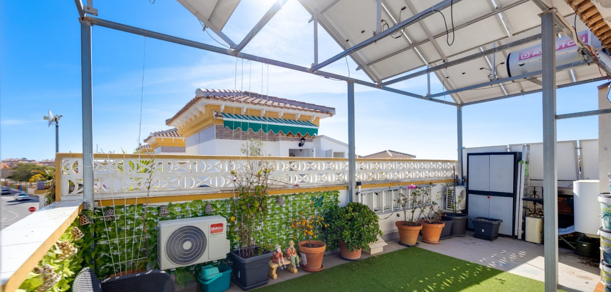 Huis te koop in Torrevieja | 3 slaapkamers H5382367