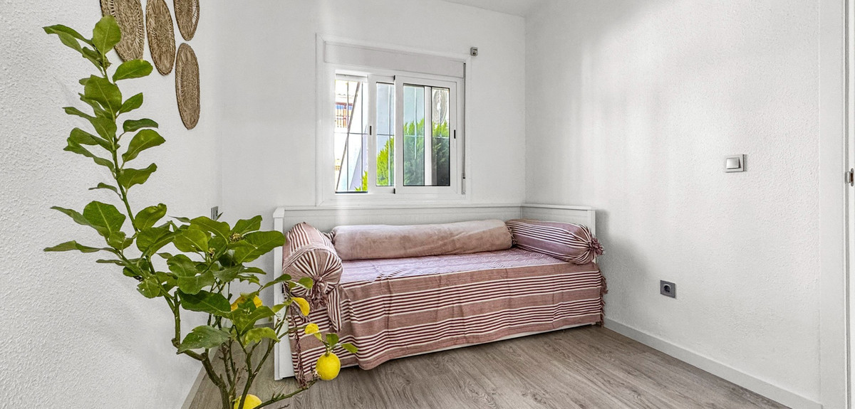 Bungalow te koop in Torrevieja | 1 slaapkamers H5383171