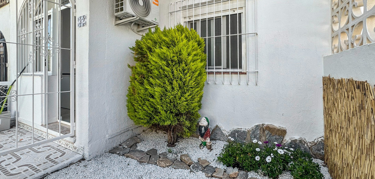 Bungalow te koop in Torrevieja | 1 slaapkamers H5383171