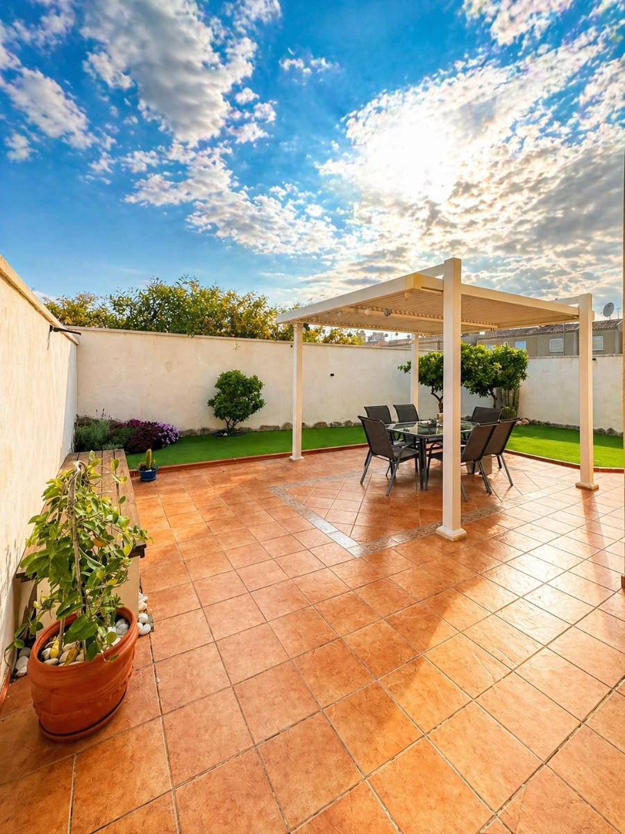 Huis te koop in Torrevieja | 3 slaapkamers H5383519