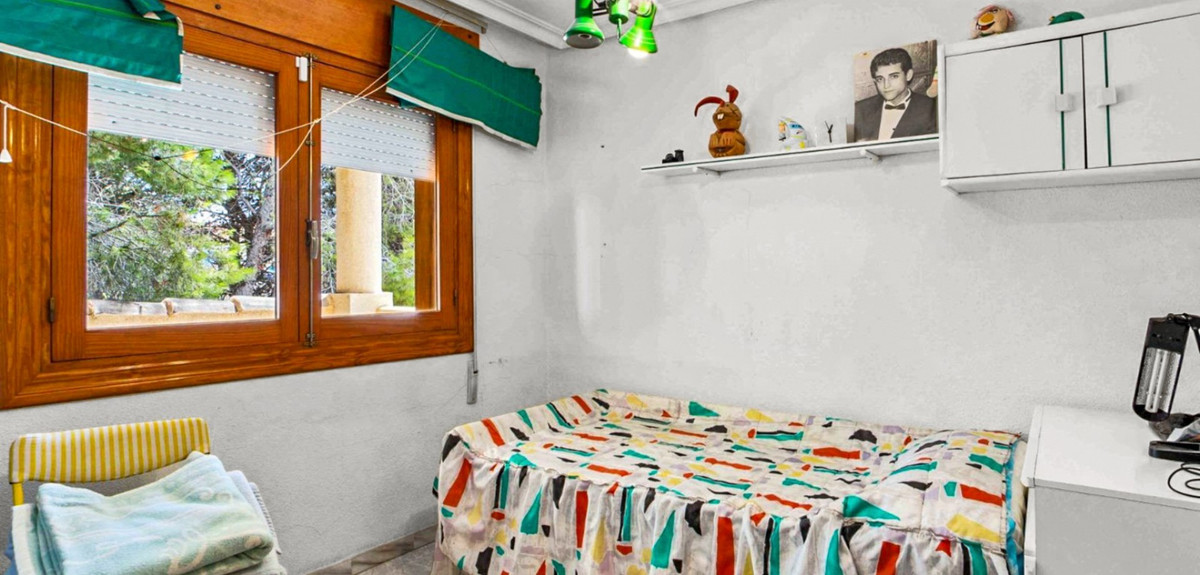 Huis te koop in Torrevieja | 8 slaapkamers H5384095