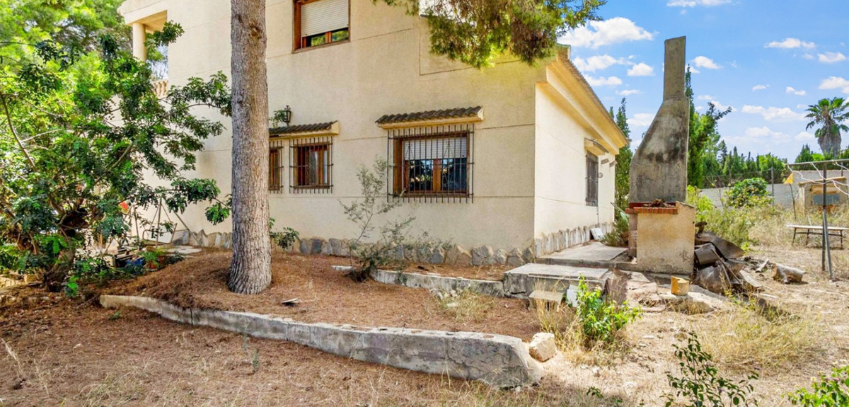 Huis te koop in Torrevieja | 8 slaapkamers H5384095
