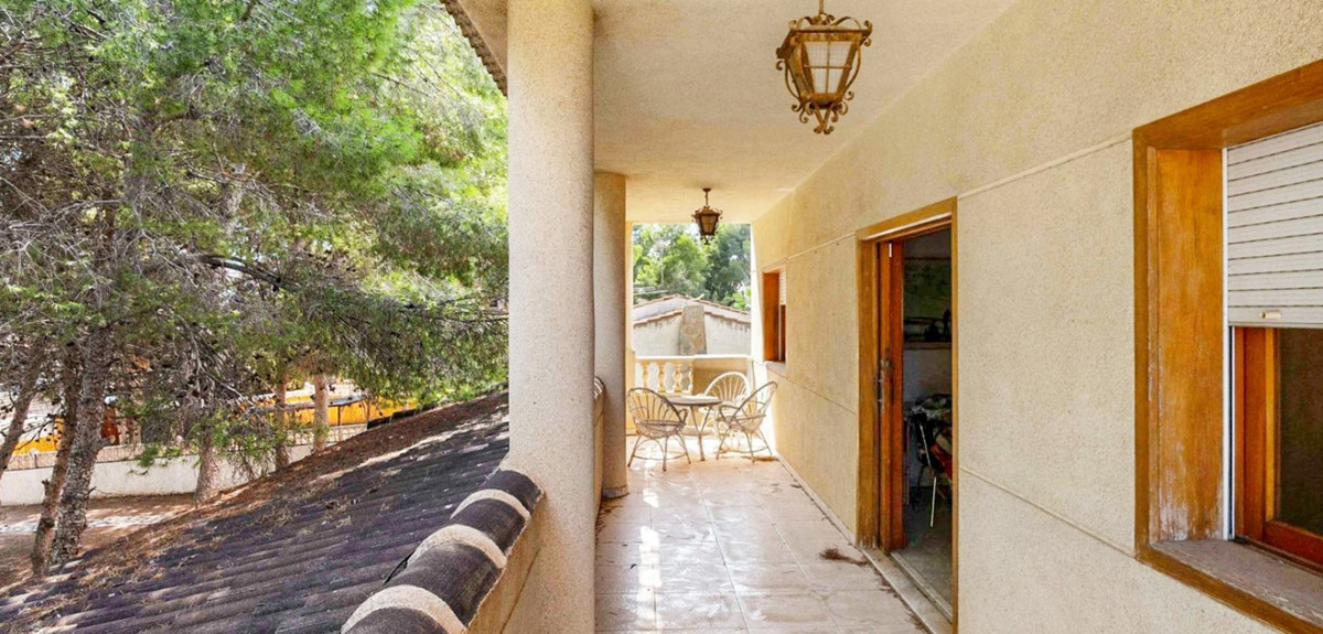 Huis te koop in Torrevieja | 8 slaapkamers H5384095