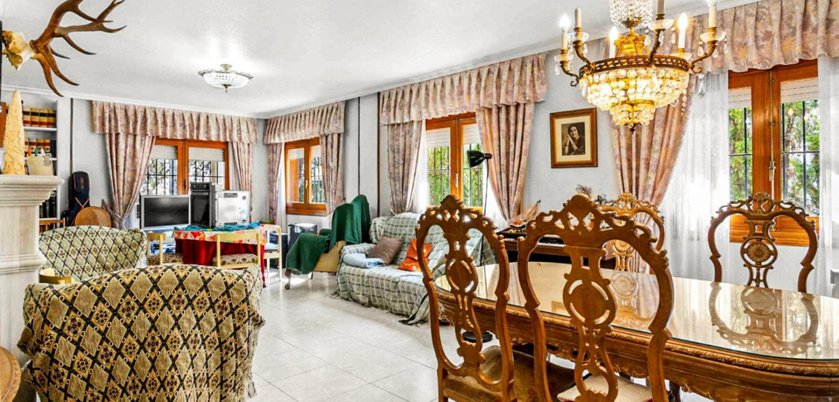 Huis te koop in Torrevieja | 8 slaapkamers H5384095