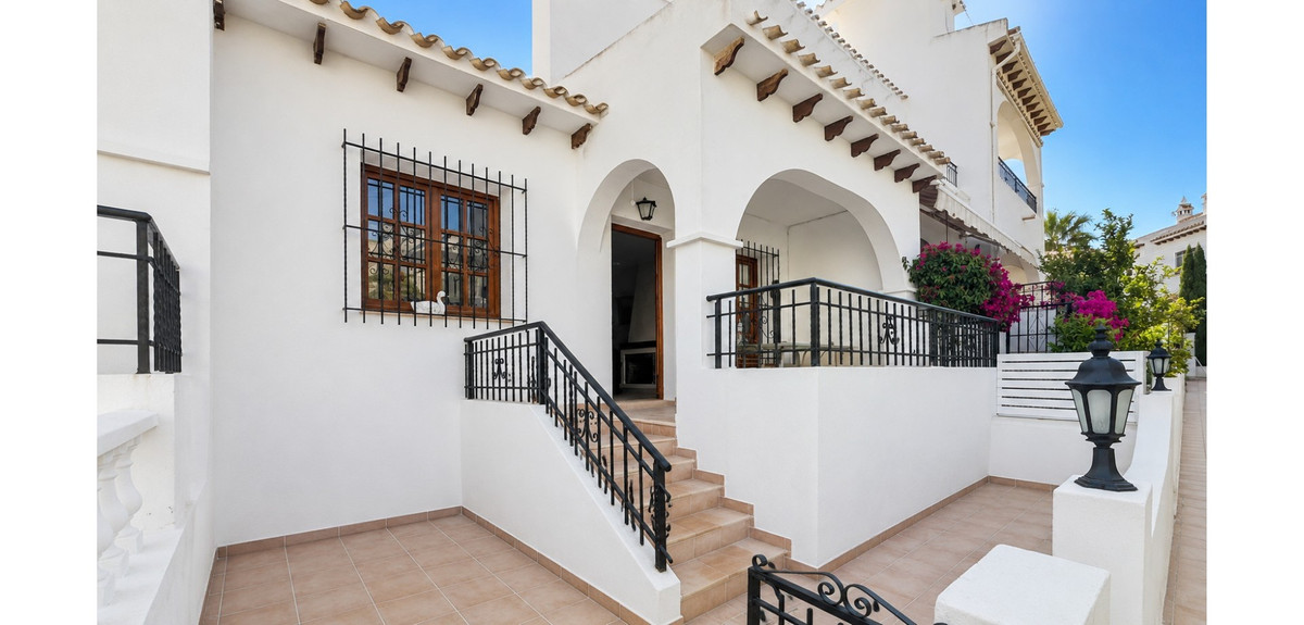 Bungalow te koop in Torrevieja | 2 slaapkamers H5384101