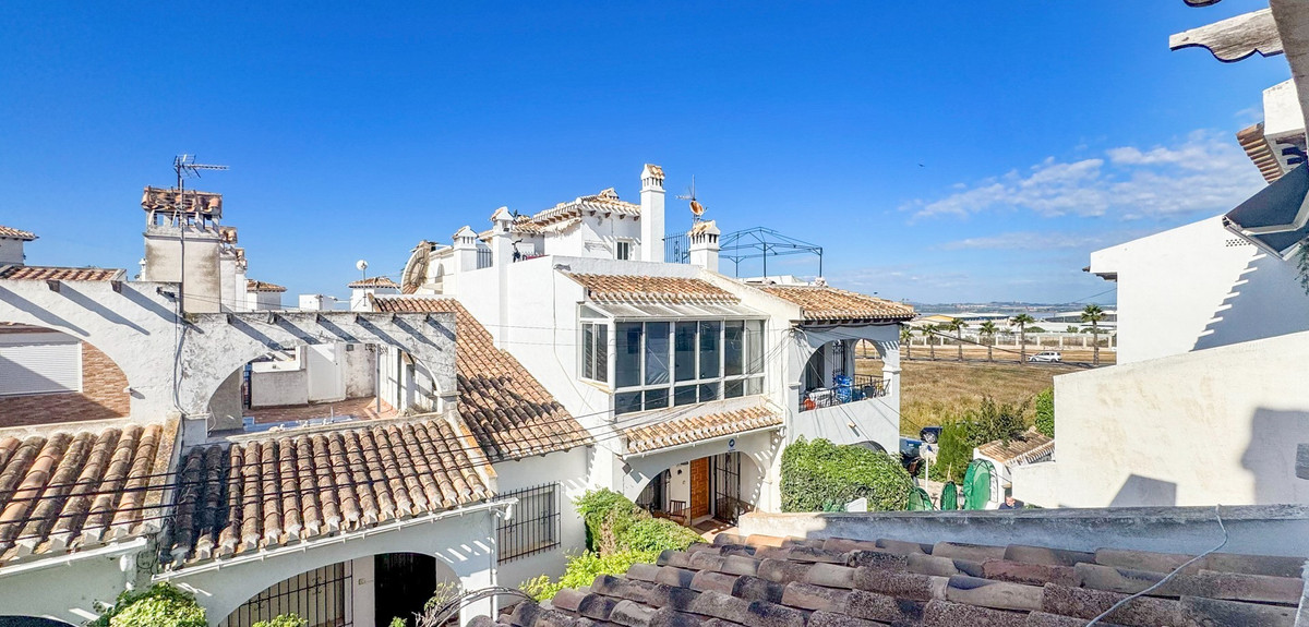 Bungalow te koop in Torrevieja | 2 slaapkamers H5384101