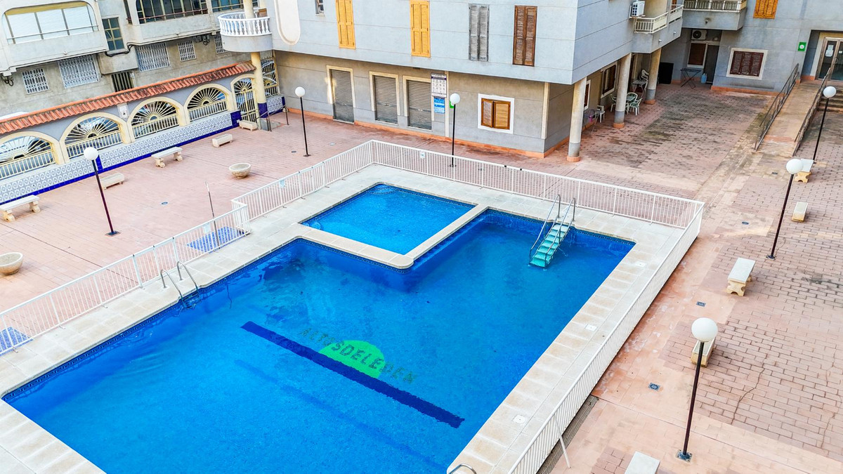 Penthouse te koop in Torrevieja | 2 slaapkamers H5387455