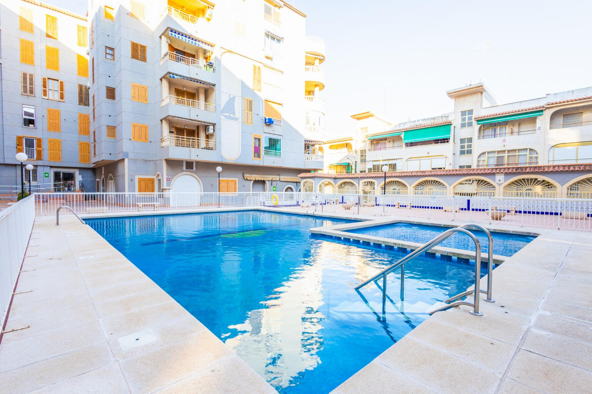Penthouse te koop in Torrevieja | 2 slaapkamers H5387455