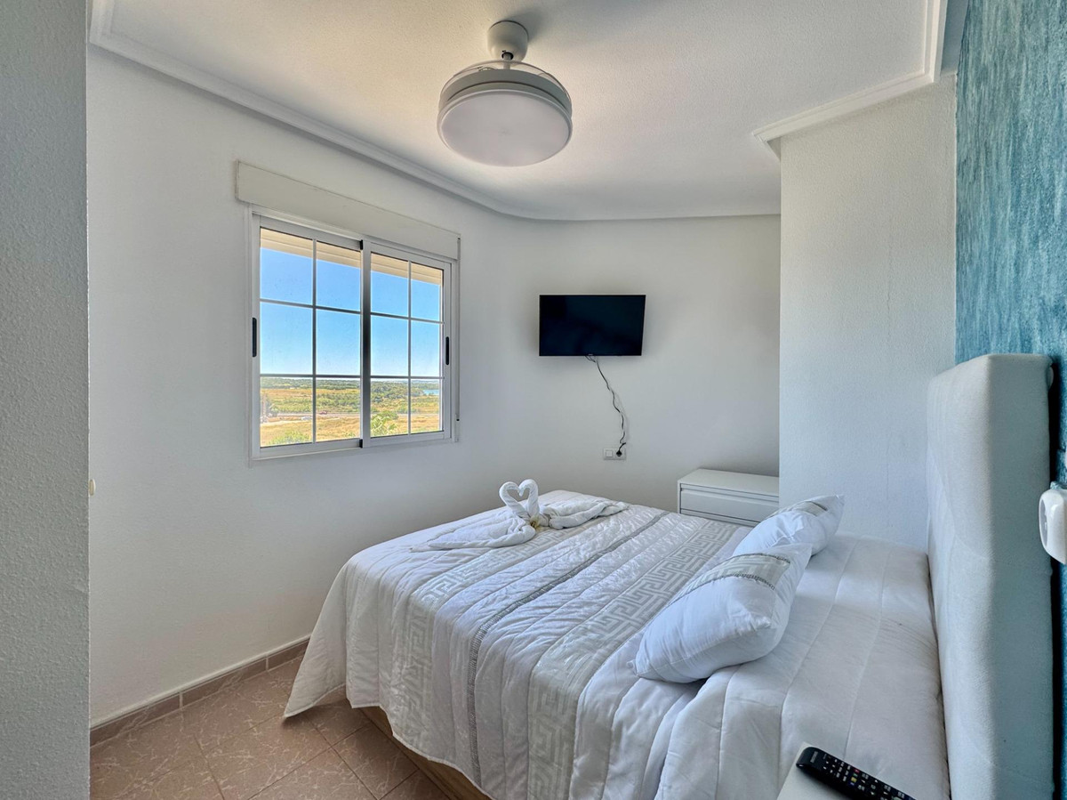 Appartement te koop in Torrevieja | 2 slaapkamers H5388469