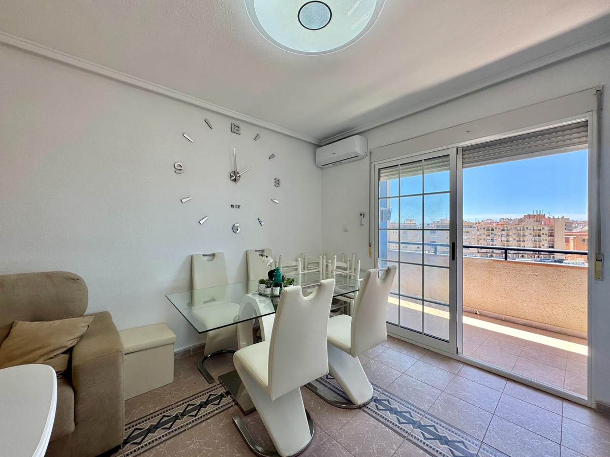 Appartement te koop in Torrevieja | 2 slaapkamers H5388469