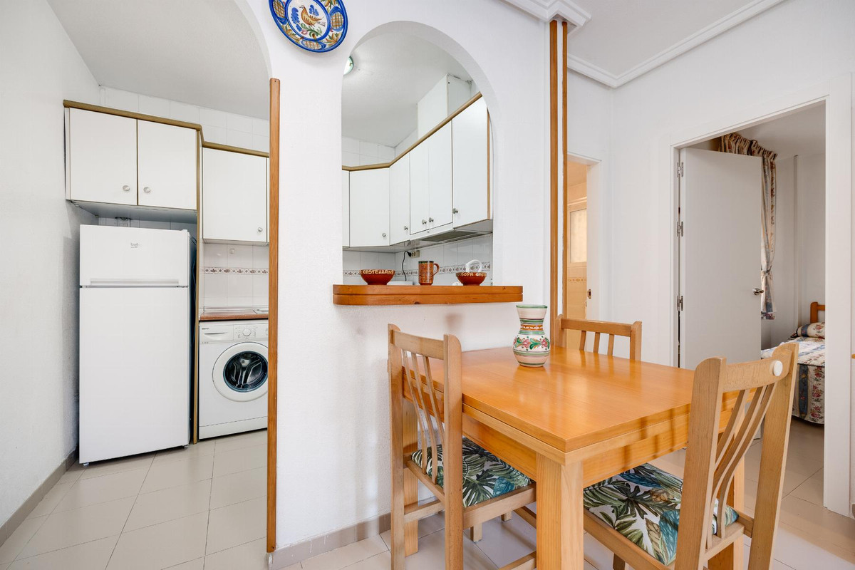 Bungalow te koop in Torrevieja | 2 slaapkamers H5389441