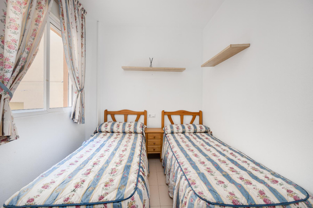 Bungalow te koop in Torrevieja | 2 slaapkamers H5389441