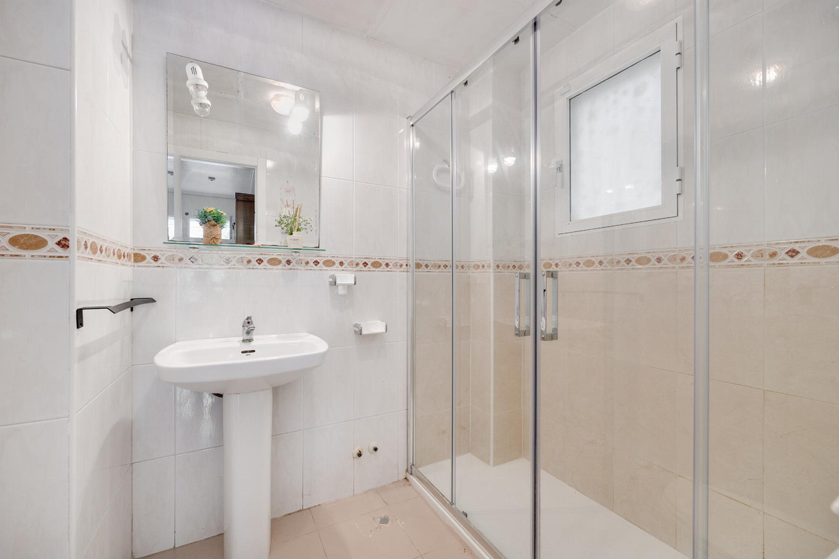Bungalow te koop in Torrevieja | 2 slaapkamers H5389441