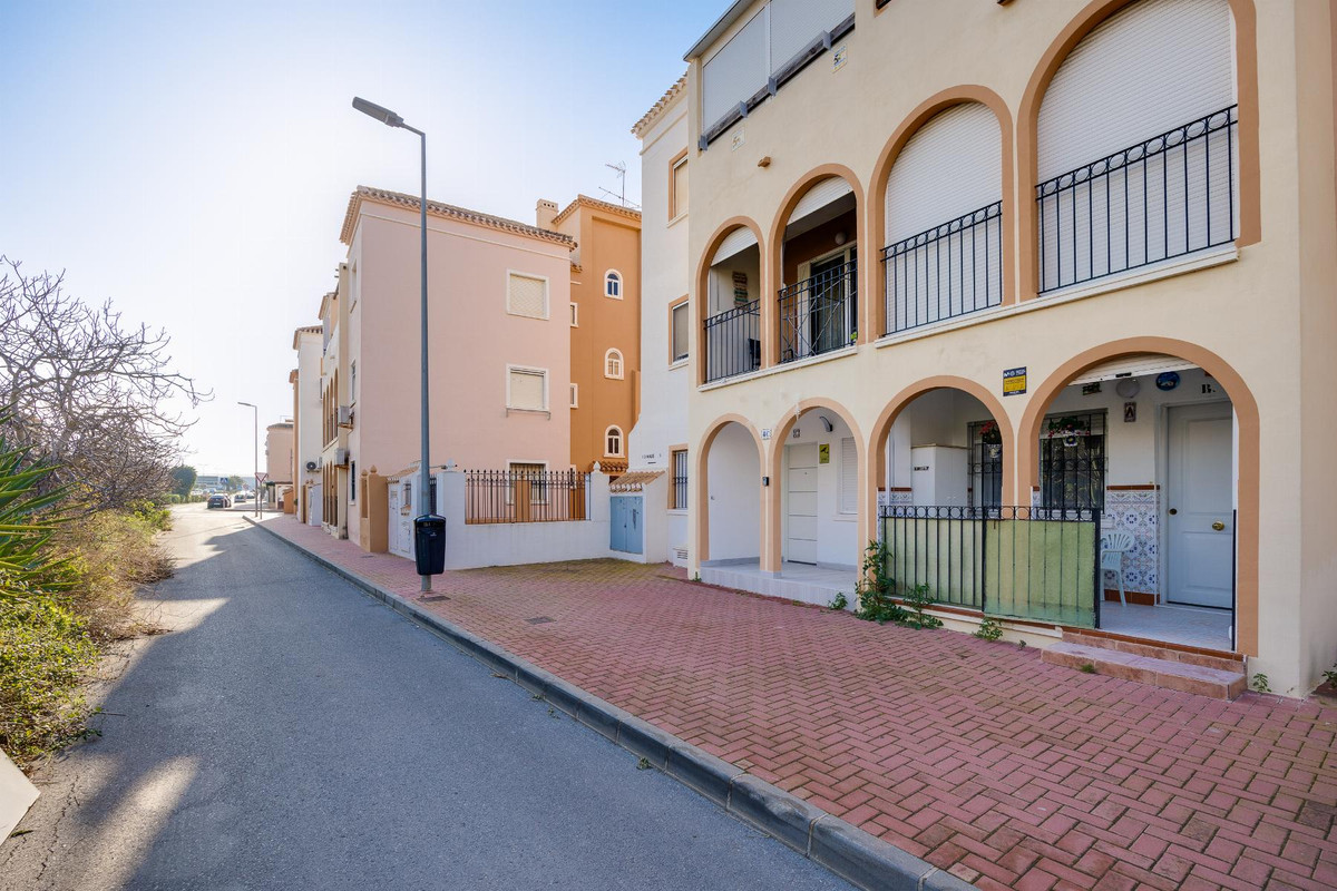 Bungalow te koop in Torrevieja | 2 slaapkamers H5389441