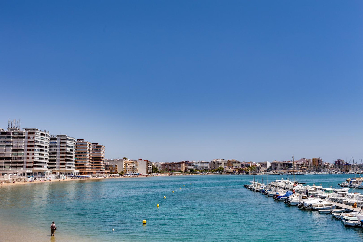 Bungalow te koop in Torrevieja | 2 slaapkamers H5389441