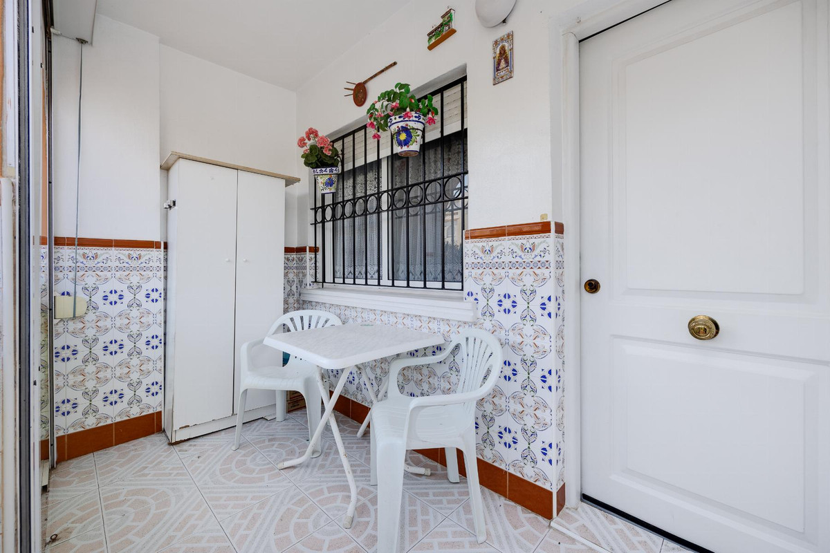 Bungalow te koop in Torrevieja | 2 slaapkamers H5389441